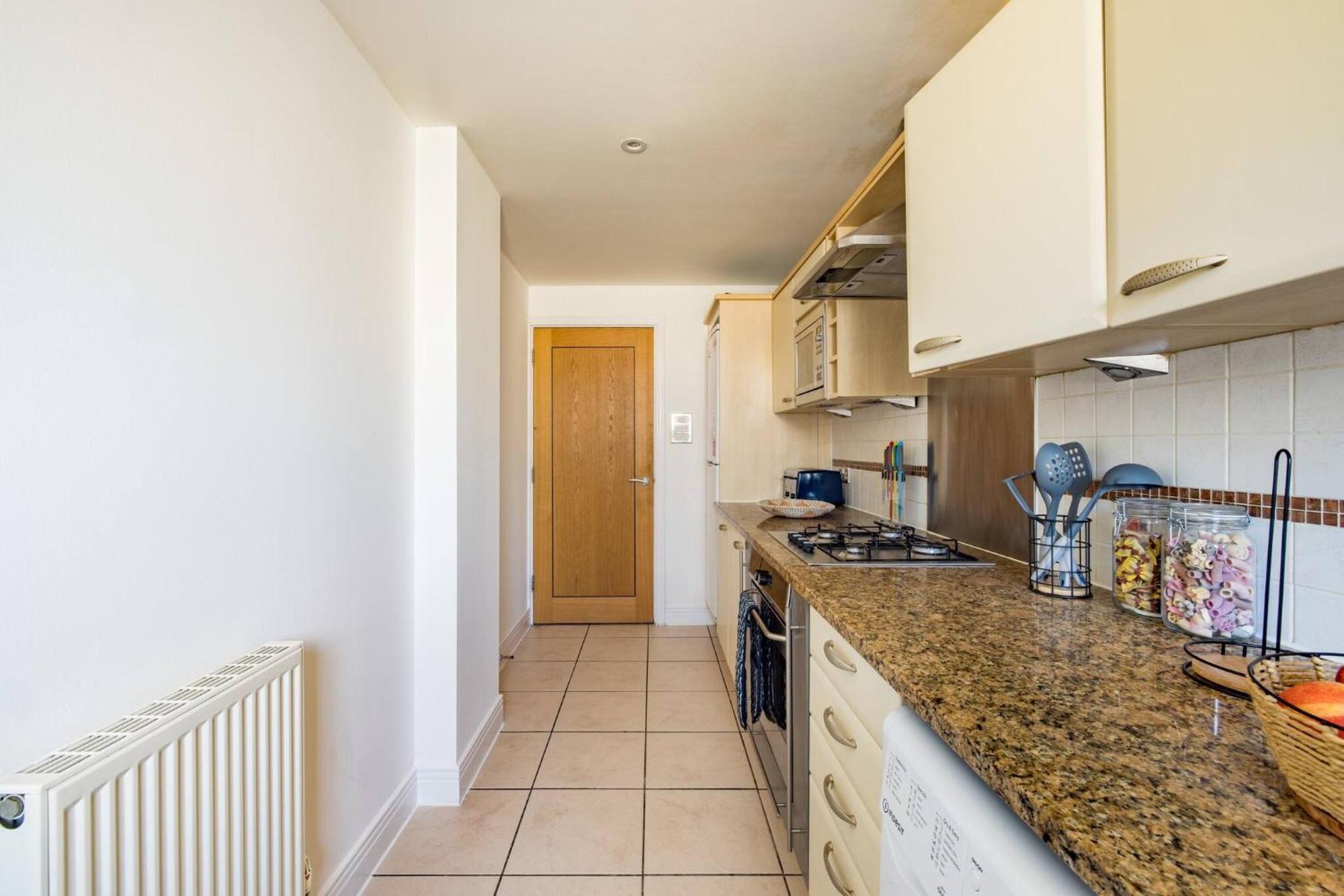 Wild Roses Service Apartments - East India London Exterior photo